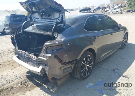 2020 Toyota Camry Se z USA, uszkodzony, nr VIN 4T1G11AK9LU896793